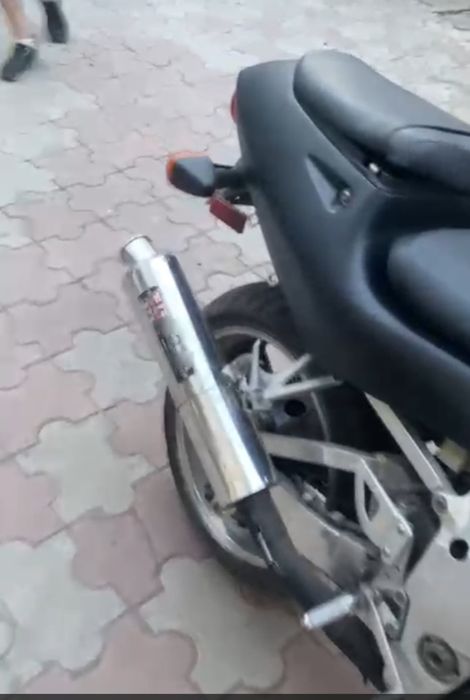 ПродамSuzuki GSX-R  700 куб