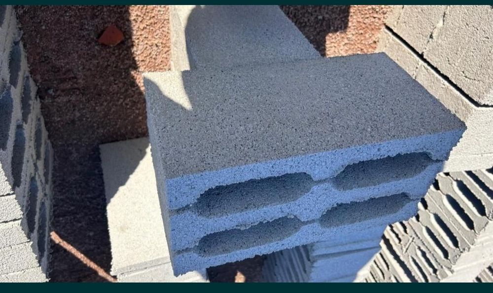 Продам пескоблоки .Отличного качества .