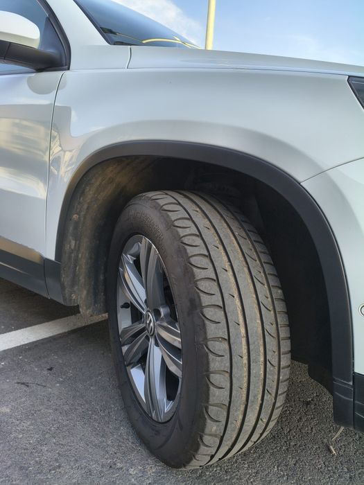 VOLKSWAGEN Tiguan 2015 — imagine 3