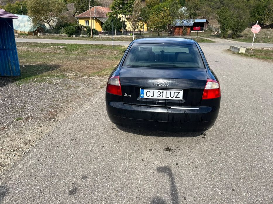 AUDI A4 2002 — imagine 4