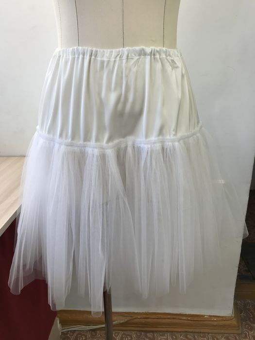 Нарядное школьное платье