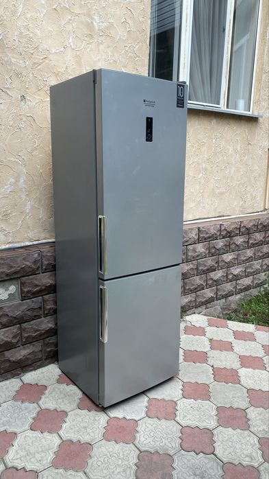 Холодильник Ariston + доставка