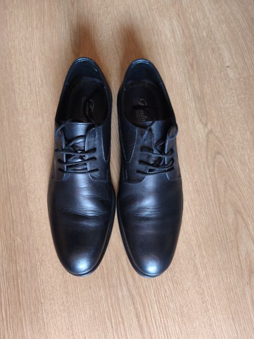 Елегантни мъжки обувки