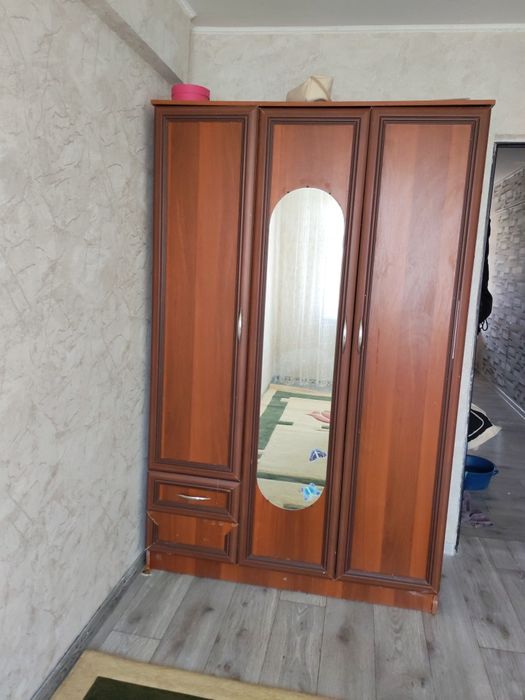 Шифонер коричневый