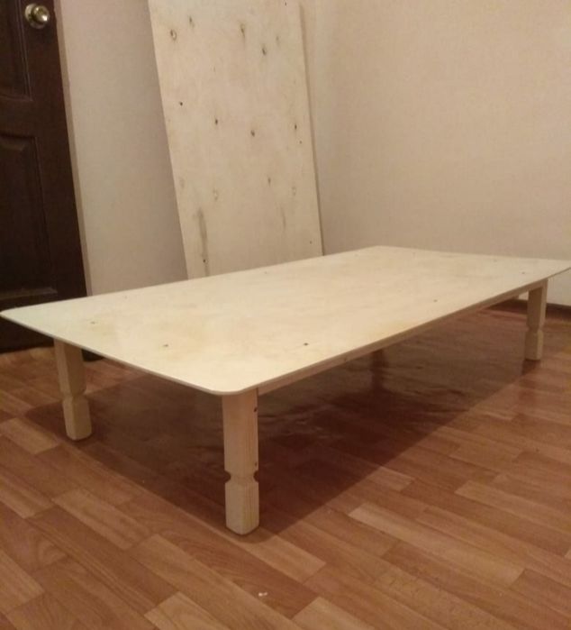 Азиатские столы.