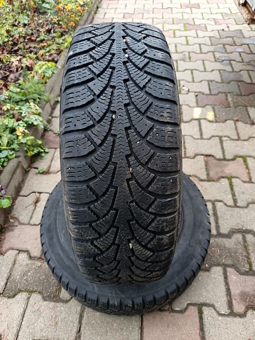 De vanzare cauciucuri R 15