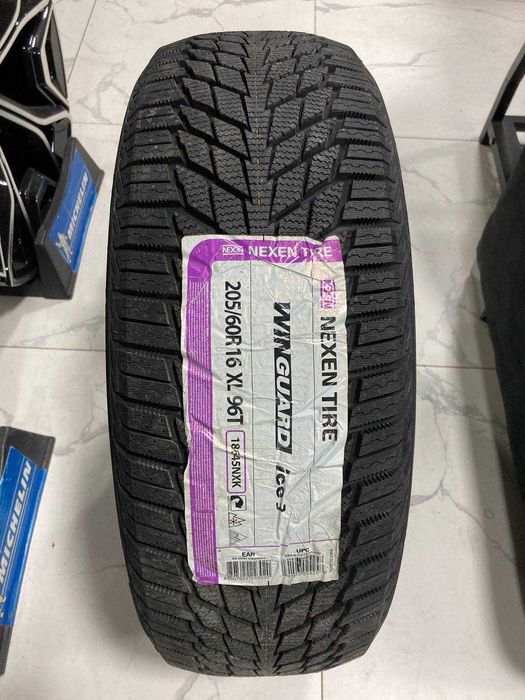 Nexen Winguard Ice 3 205/60R16 Зимние Корея