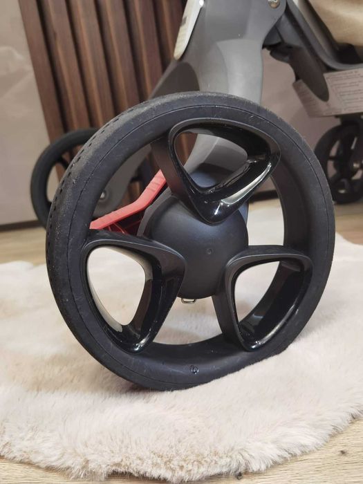 Детска количка Stokke