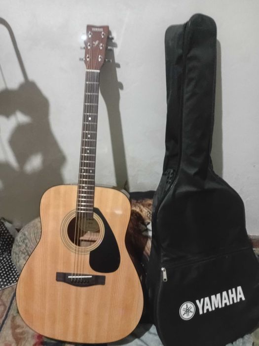 Продам Гитару Yamaha F310