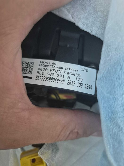 Airbag Volan Skoda Octavia 3 Rapid Yeti Superb 2 Fabia 3 Cod 5E0880201A