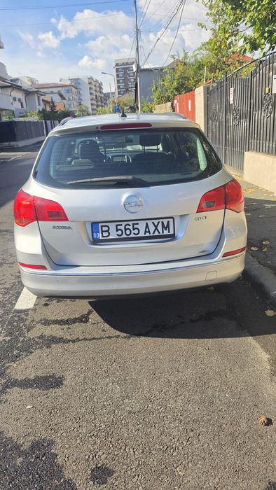 OPEL Astra 2014 — imagine 4