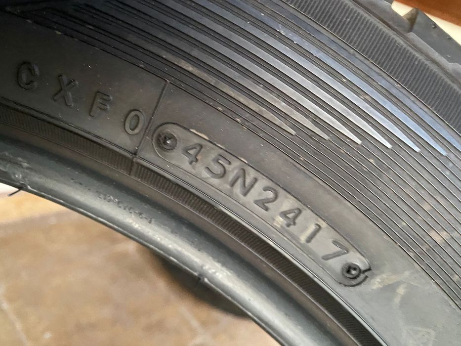 2 x anvelope Toyo iarna 235 55 R19