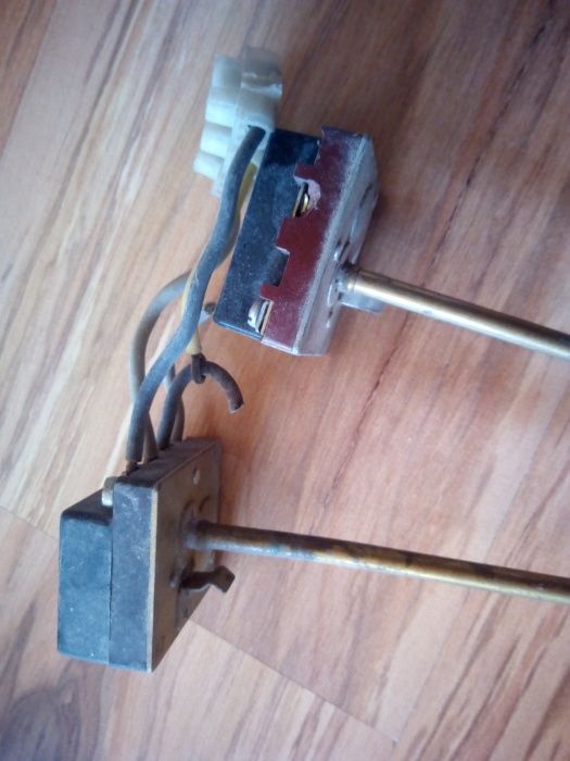 Терморегулатор за бойлер 2 броя