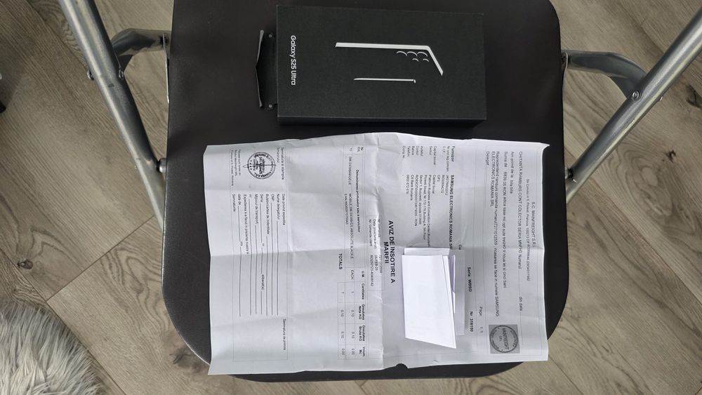 Vând Samsung S25 Ultra, negru ,512 GB