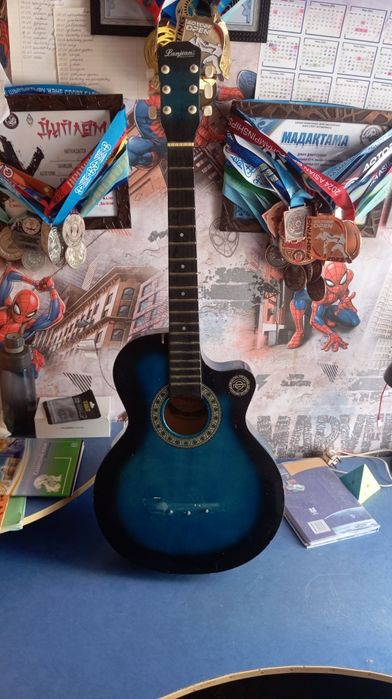 Корпус акустической гитары