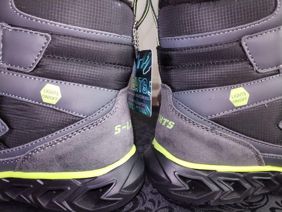 Skechers Детски Боти Hypno-Flash 2.0 с велкро и LED светлини. Номер 33