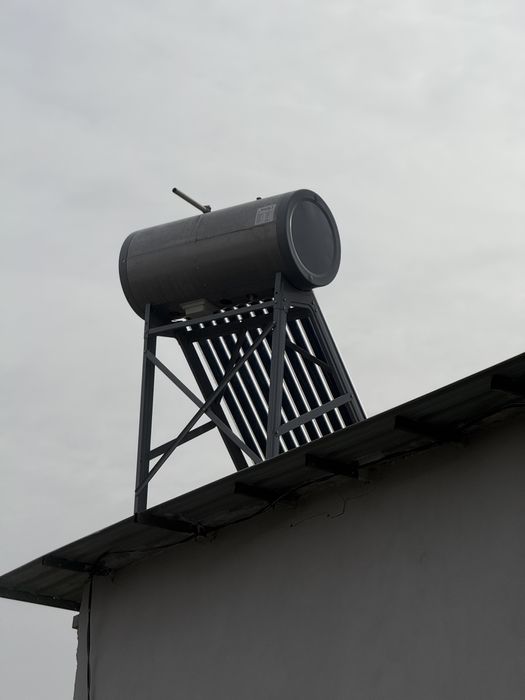 Солнечный водонагреватель