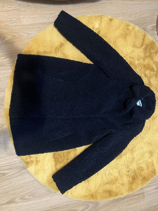 Леко плюшено палто