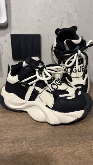 Кроссовки для мальчика 32 р