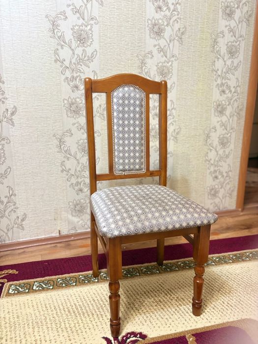 Орындық қоңыр түсті