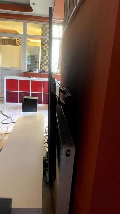 TV Sony Bravia KD - 75XE8596, diagonala 189 m