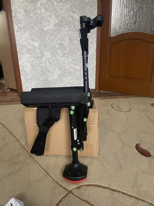 Костыль под колено