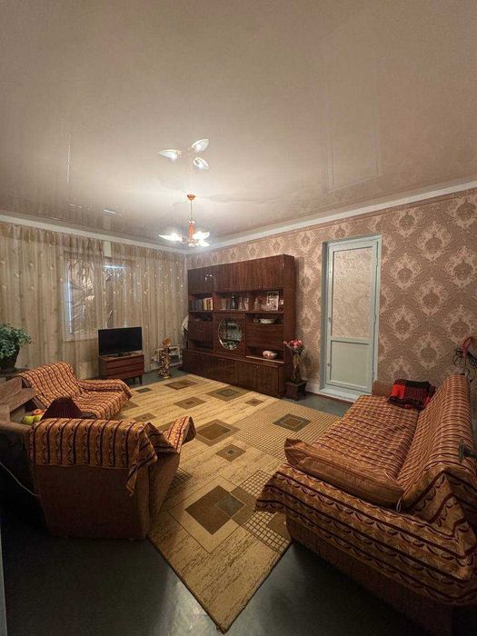 Большая квартира пятикомнатная можно переделать в 6 комнатную 112м2