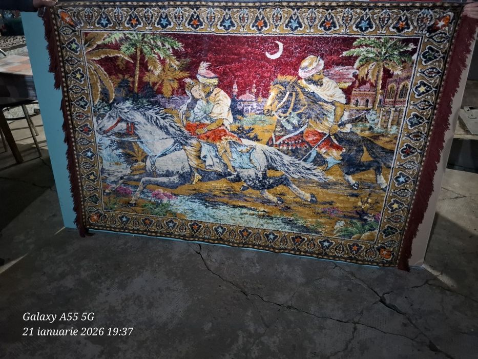 Vând carpetă "Răpirea din Serai"este din anul aprox 1970 .