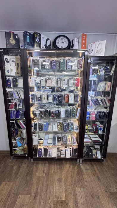 Продам готовые витрины