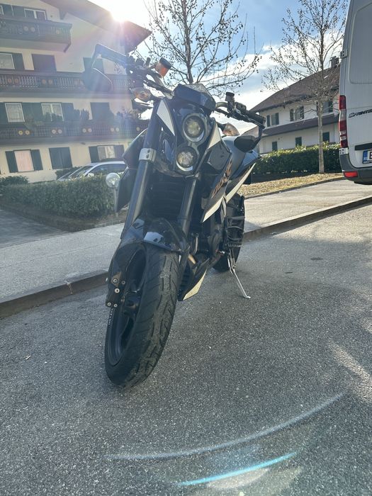 De vanzare KTM duke 690