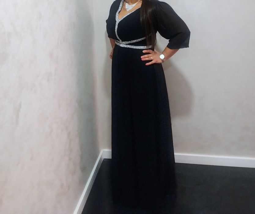 Rochie neagra cu model argintiu