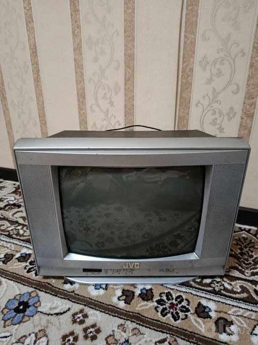 Продается телевизор JVC