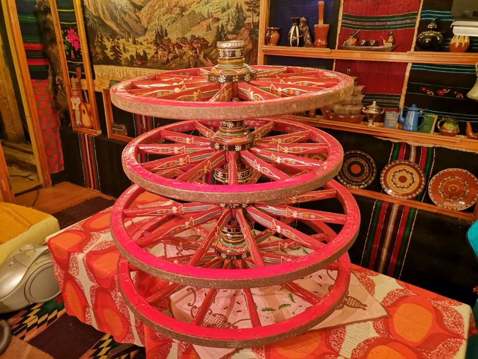 Рисувани колелета колела каруца