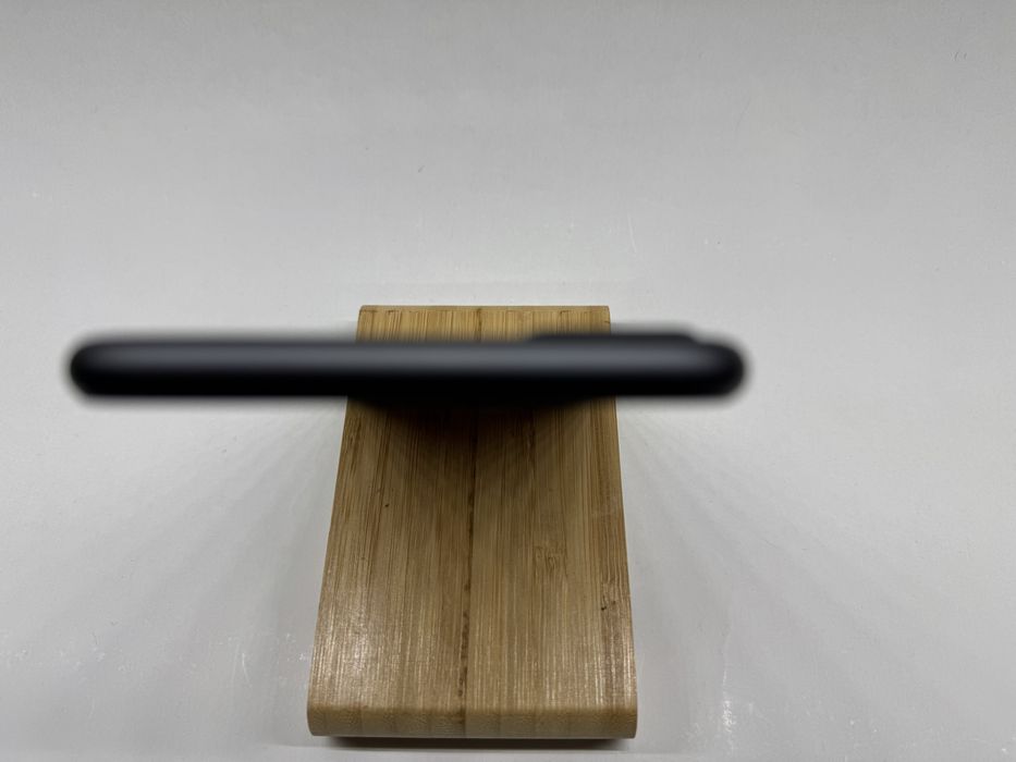 Apple iPhone 8 PLUS 64Gb black neverlocked