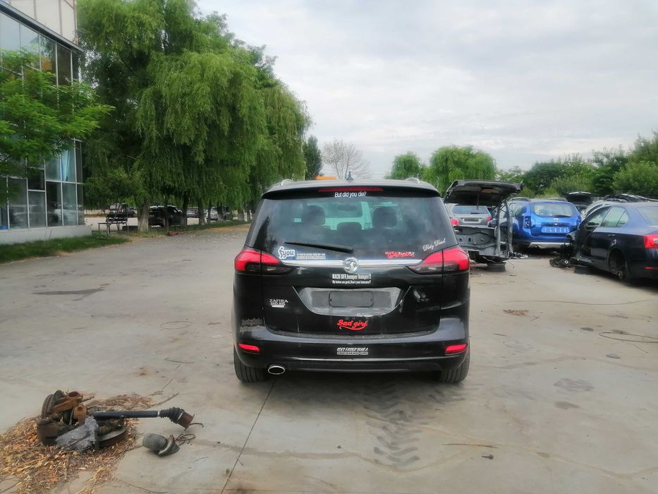 Dezmebram Opel Zafira C