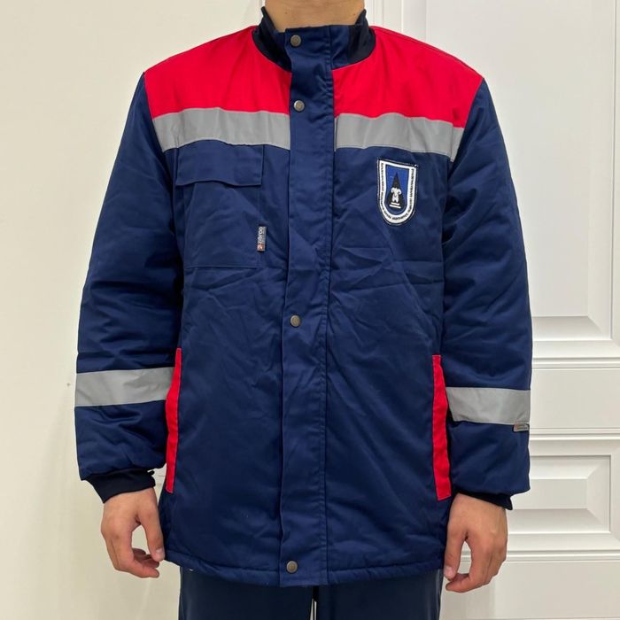 Күздік спецодежда сатылады. Бағасы 10000 тенге.