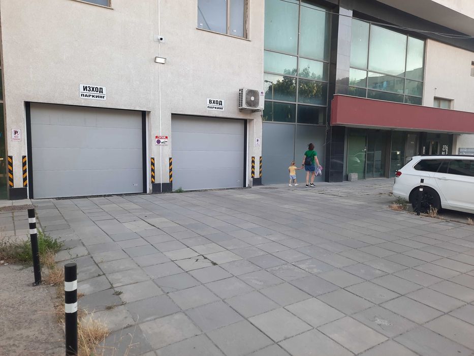 Дава се под наем Гараж / Паркомясто в София, Люлин 2 - 15 кв.м за 66.3 € - Снимка #2