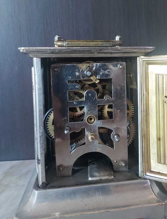 настолен механичен часовник с латерна JUNGHANS - Жокер