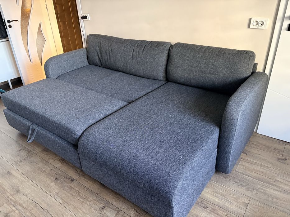 Разтегателен диван