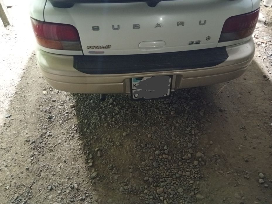 Продам задний бампер