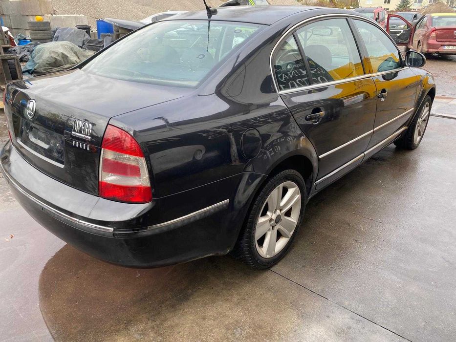 dezmembrez skoda superb 1 2.5 tdi automata cod motor BDG/grila superb