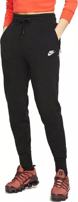 Nike Tech Fleece Sweatpants оригинално долнище XS Найк памук долница
