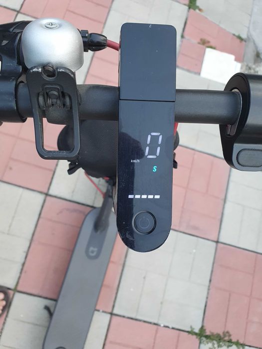 trotineta electrica Xiaomi M365 stare buna