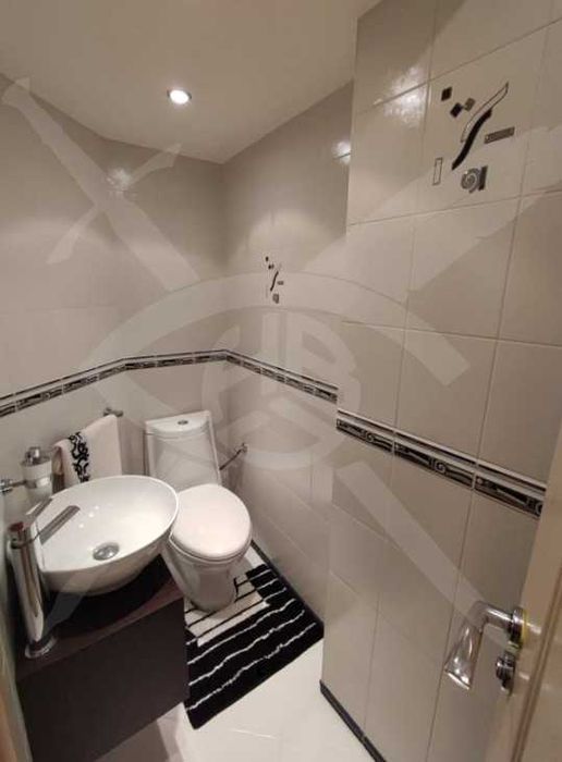 Продава се Многостаен апартамент в Пловдив, Кършияка - 224 кв.м за 1496 €/кв.м - Снимка #12