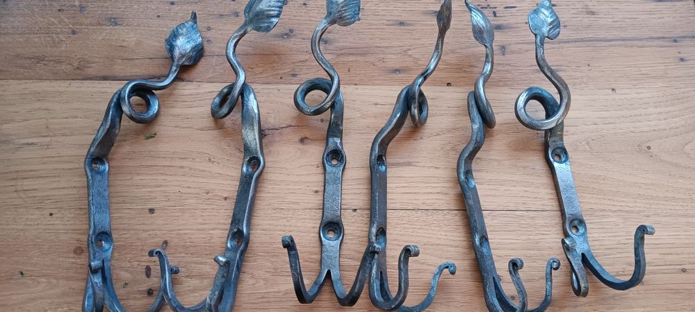 Закачалка от ковано желязо (Кука)