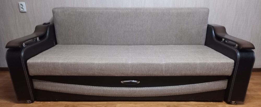 Продам диван в отличном состоянии