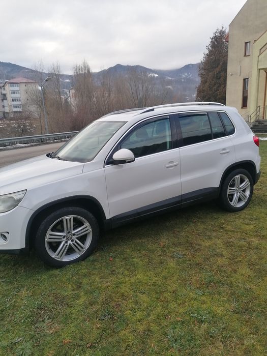 V. W.. Tiguan diesel 4#4