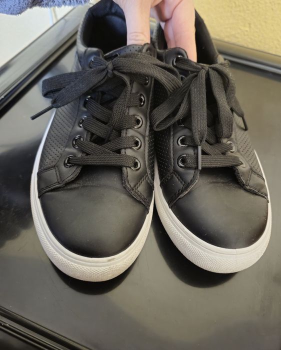 Дамски кожени кецове