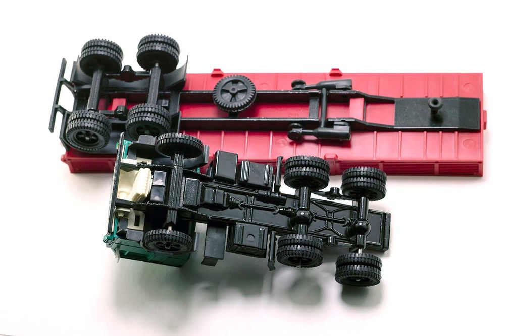 КАМАЗ-5410 Седельный тягач с полуприцепом, про-во СССР, масштаб 1:43.