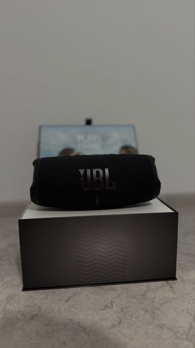 Продам JBL CHARGE5 75 000